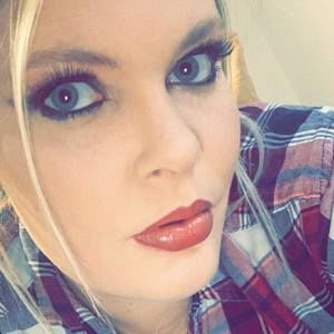 Meet your Posher, Ellen